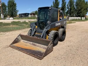 2012 John Deere 320D (1)