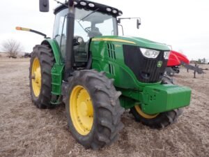 2013 John Deere 6170R (3)