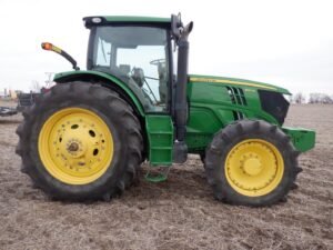 2013 John Deere 6170R (4)